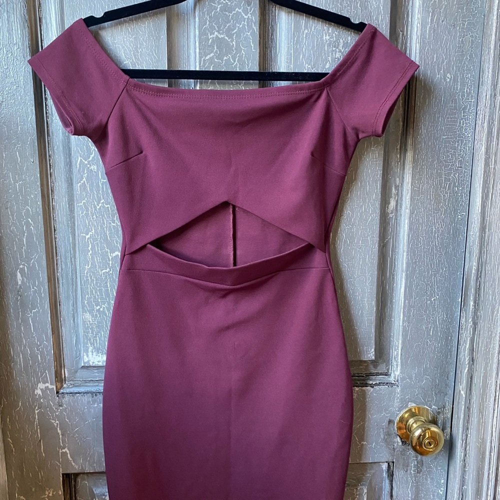 Windsor Red Off-Shoulder Pleated Bodycon Dress